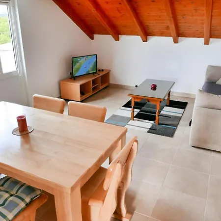 Apartment Smoljic Pirovac