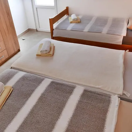 Apartment Smoljic *