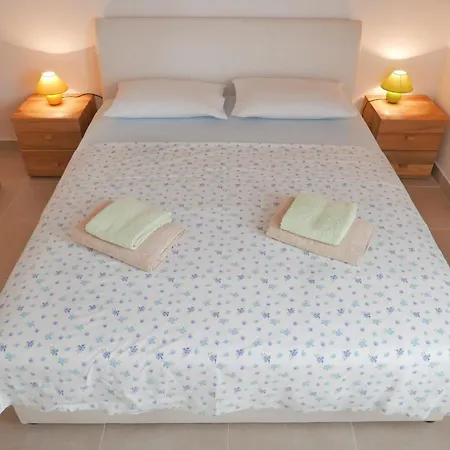 Smoljic Apartment *