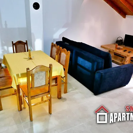 Smoljic Apartment
