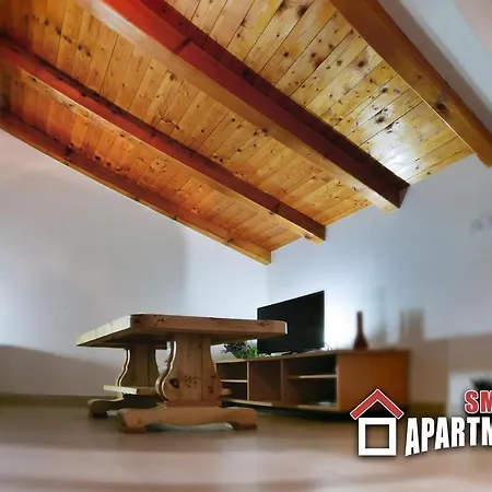 Smoljic Apartment Pirovac